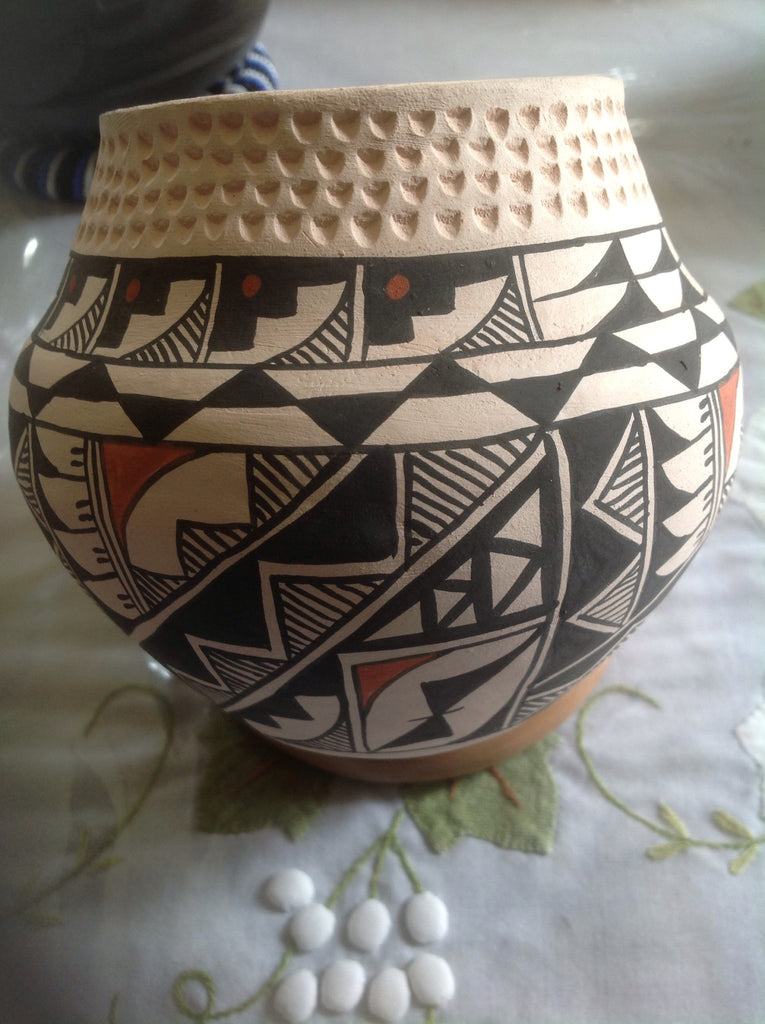 L. Vallo Hand Coiled Acoma Pottery   SOLD