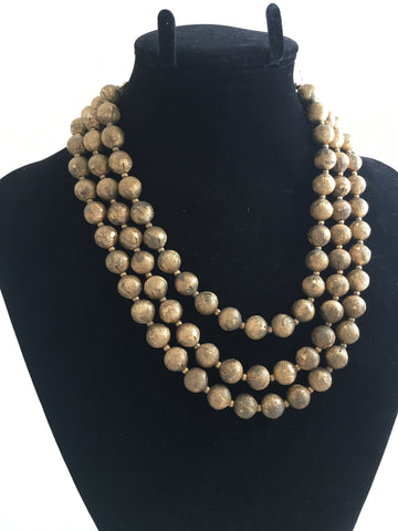 Jewelry - Necklace Gold Tone Etched Three Strand
